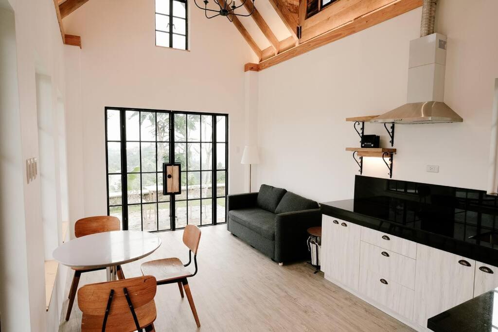 세부 The Old Country Stone House 빌라 외부 사진